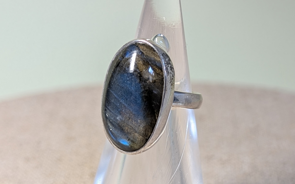 Bague en Labradorite et argent