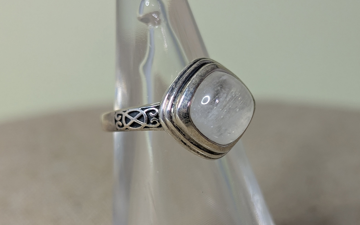 Bague en Pierre de Lune