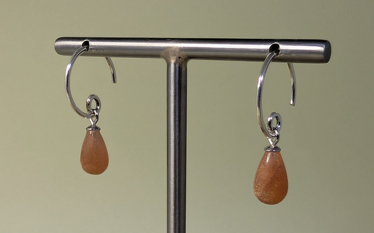 Boucles d'oreilles en Pierre de Soleil Boucles d'oreilles en Pierre de Soleil