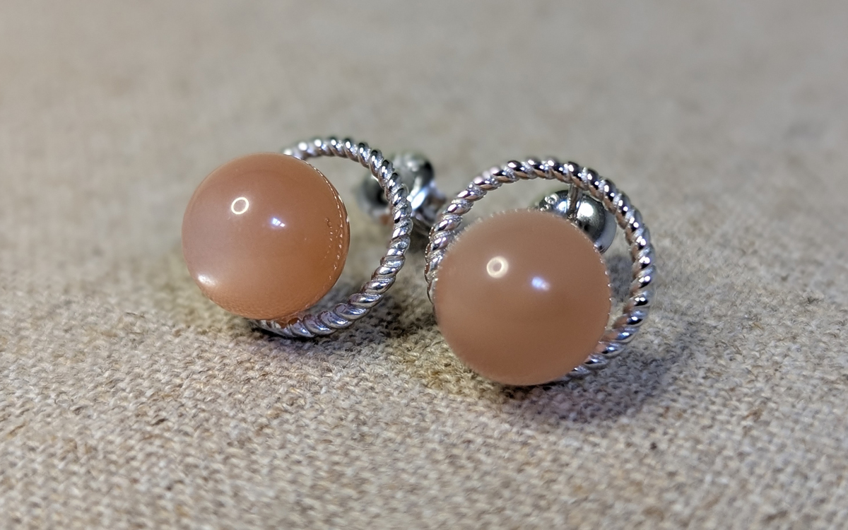 Boucles d'oreilles en Pierre de Soleil Boucles d'oreilles en Pierre de Soleil