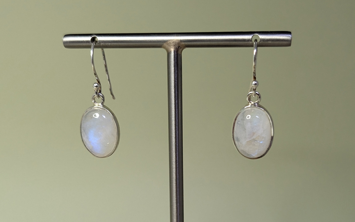 Boucles d'oreilles en Pierre de Lune Boucles d'oreilles en Pierre de Lune