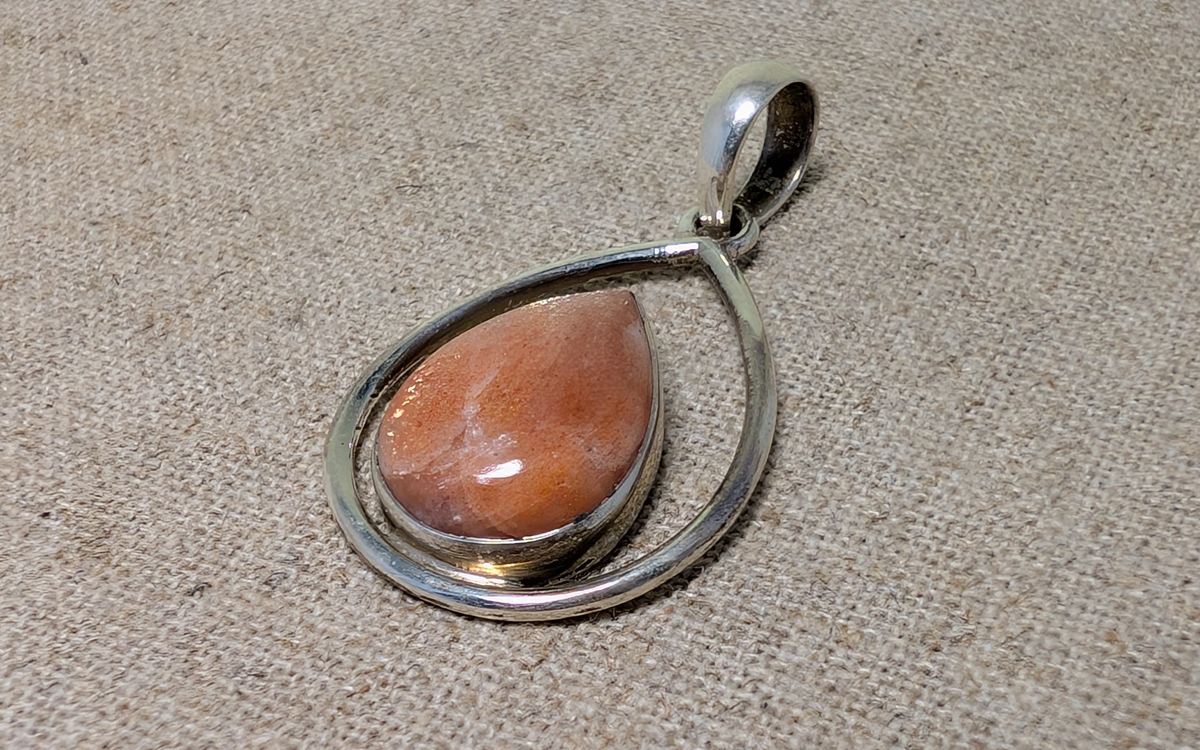 Bracelet en Pierre de Soleil