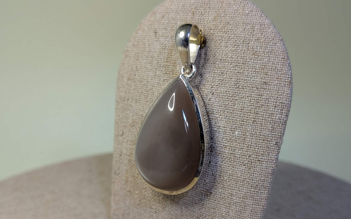 Pendentif en Pierre de Lune