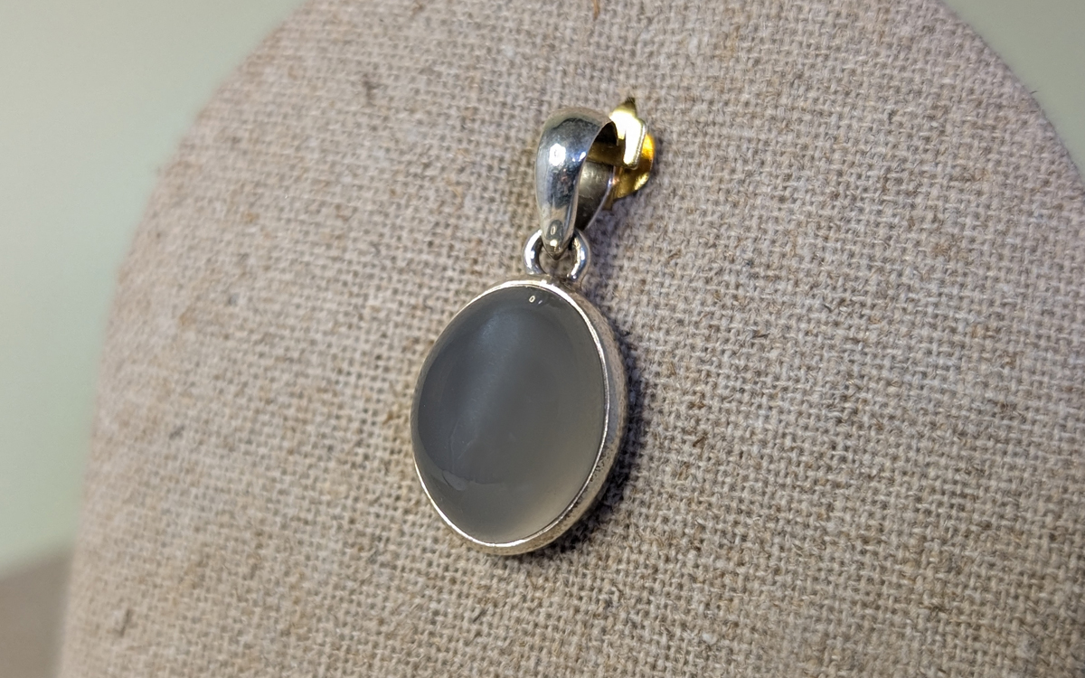 Pendentif en Pierre de Lune