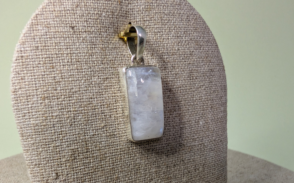 Pendentif en Pierre de Lune