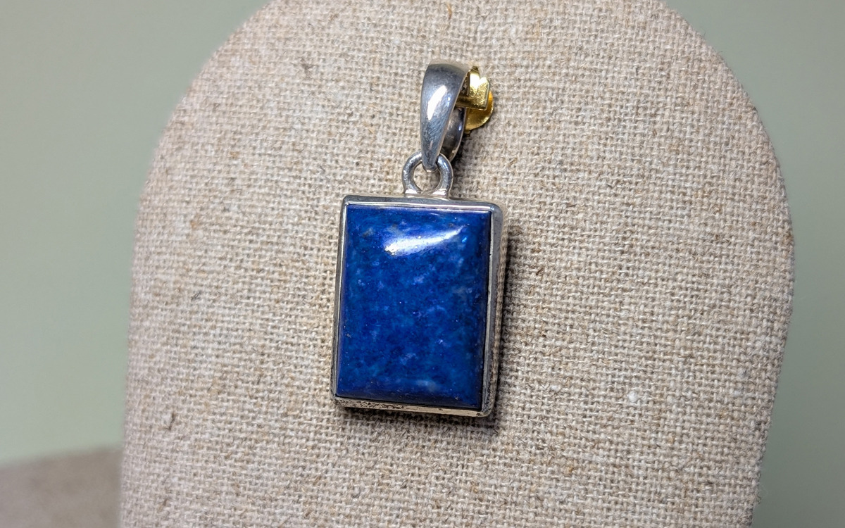 Pendentif en Lapis Lazuli