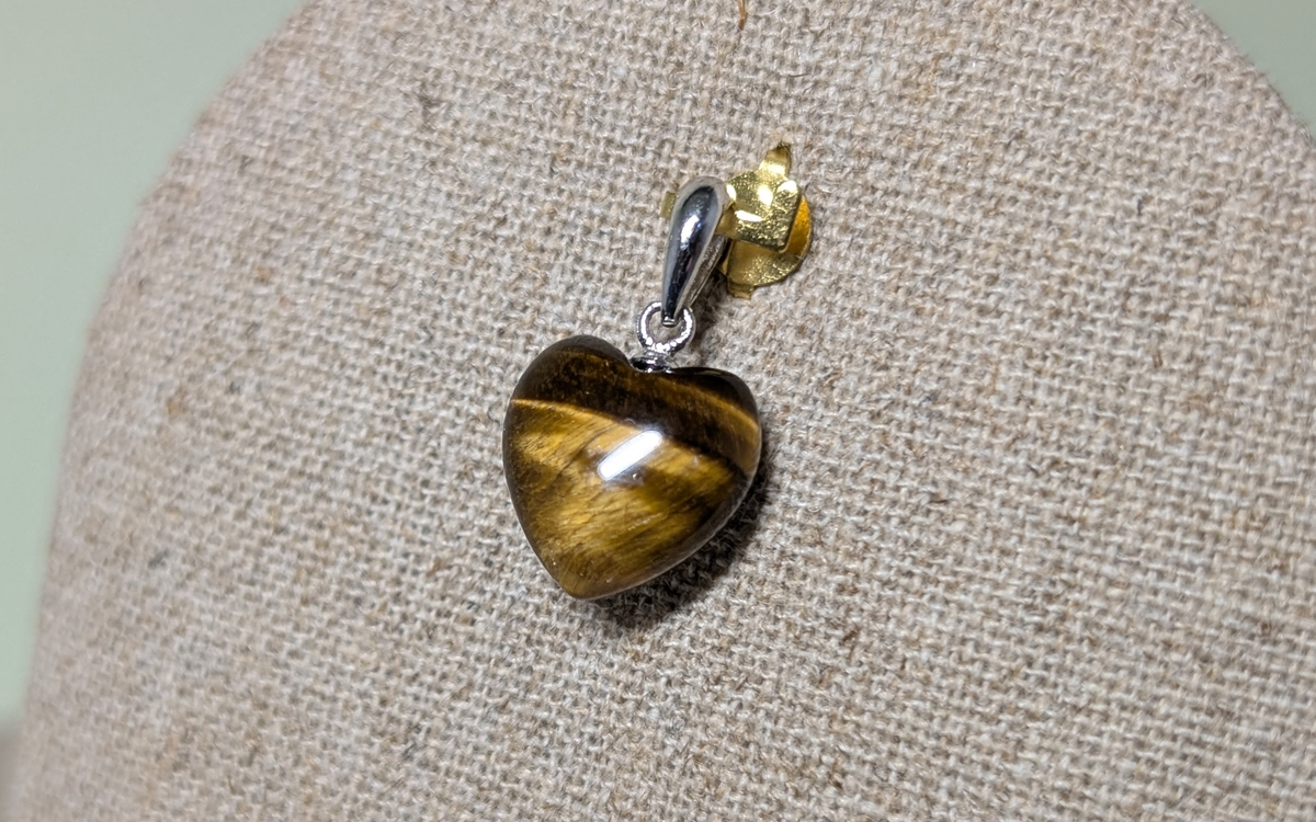 Pendentif en Oeil de Tigre